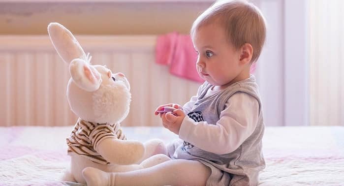 رشد کودک:10 تا 12 ماه