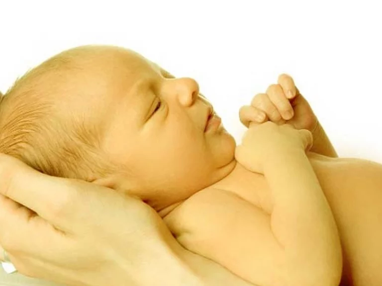 درمان زردی نوزاد در منزل و با دستگاه